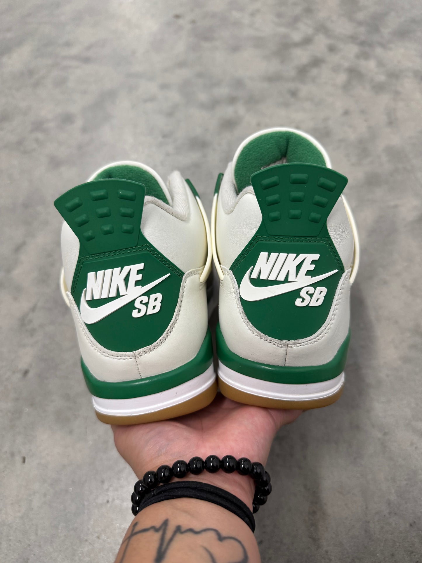 NIKE SB JORDAN 4 “ Pine Green “