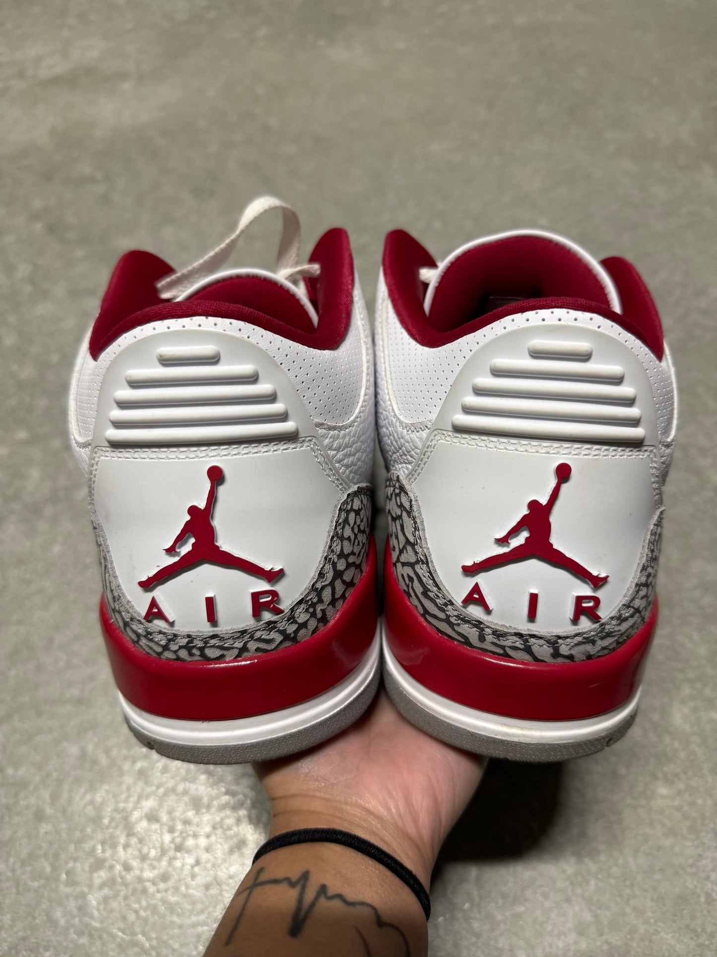 JORDAN 3 “ Cardinal Red “