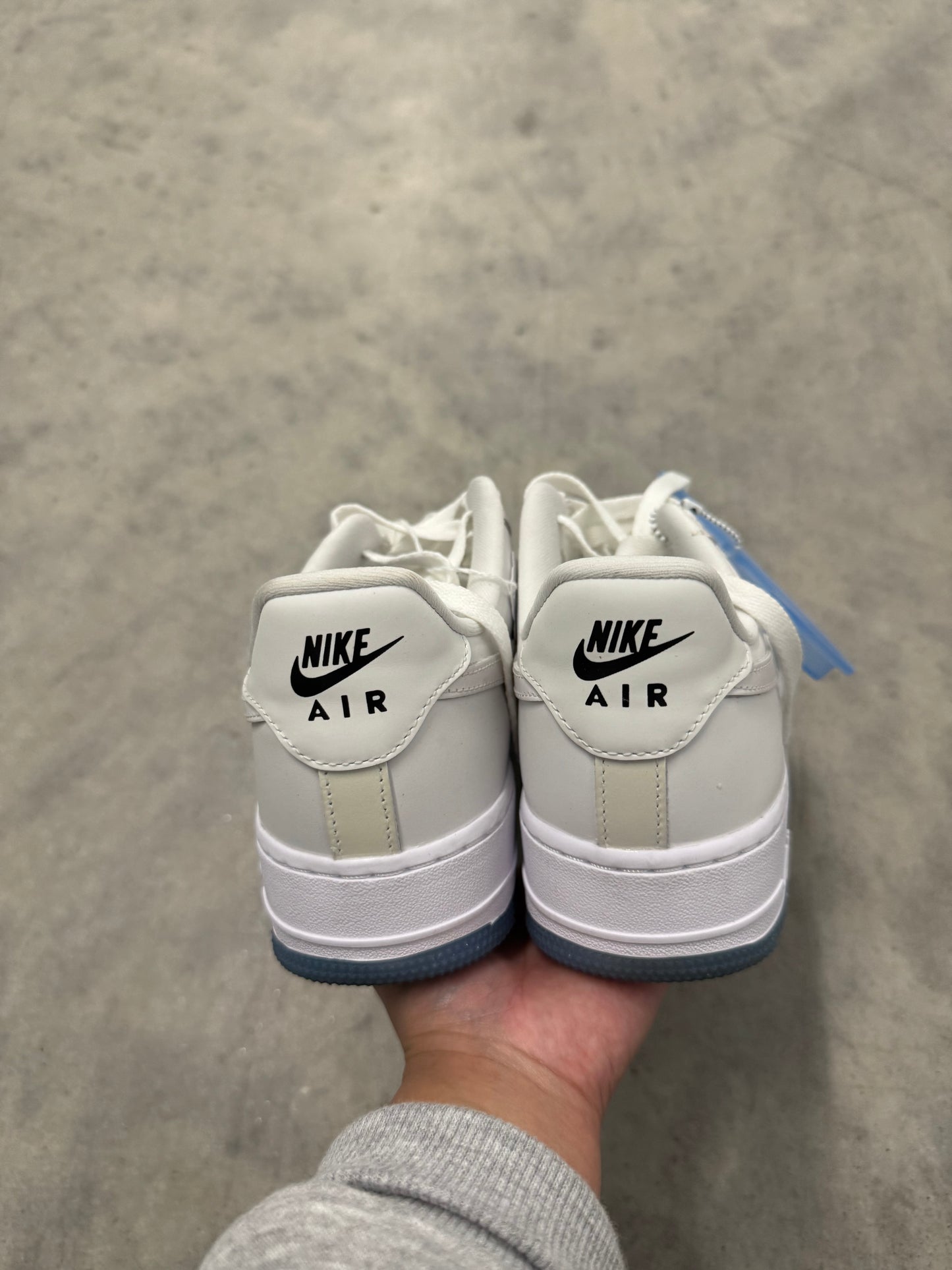 WMNS AIR FORCE 1 ‘07 LX “ UV Reactive “