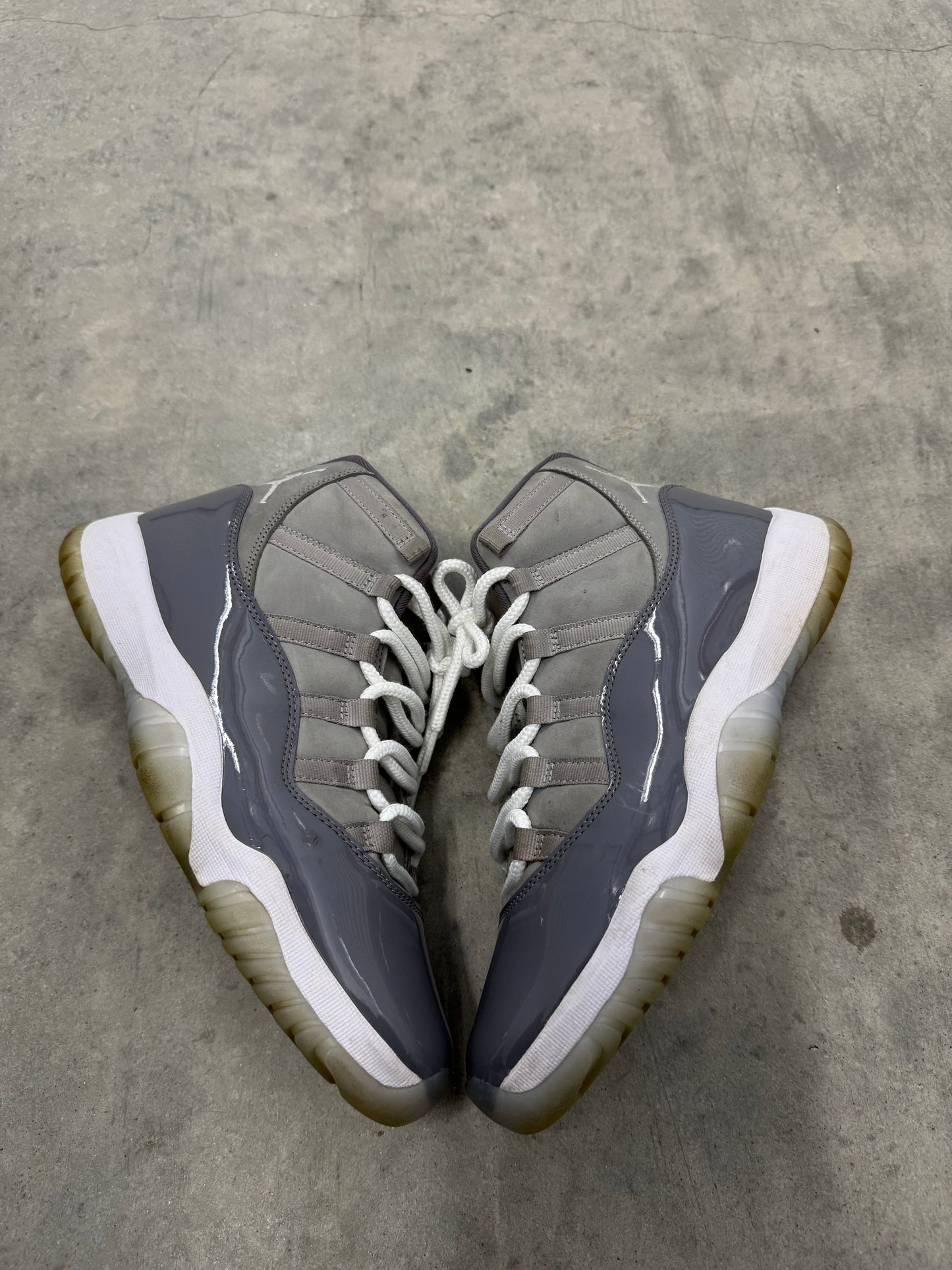 JORDAN 11 “ Cool Grey “