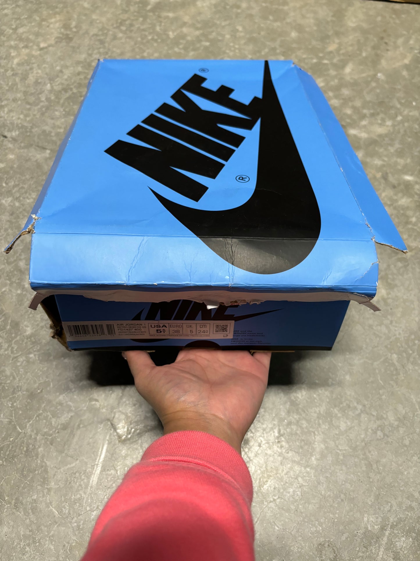 JORDAN 1 “ unc “