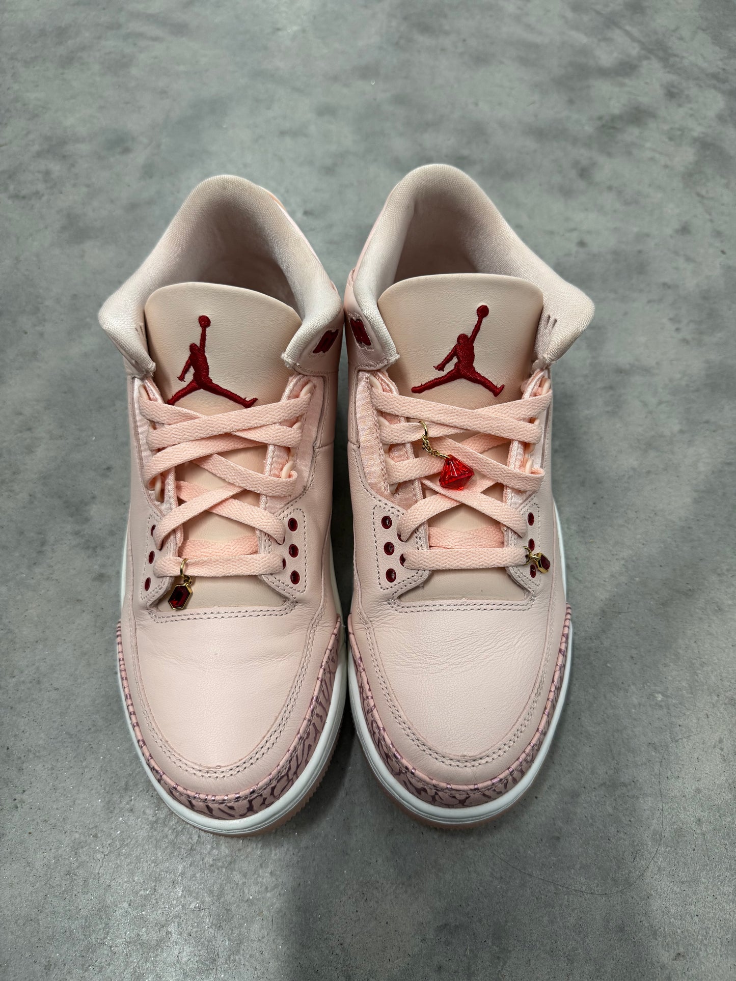 JORDAN 3 “ Treat Yourself “
