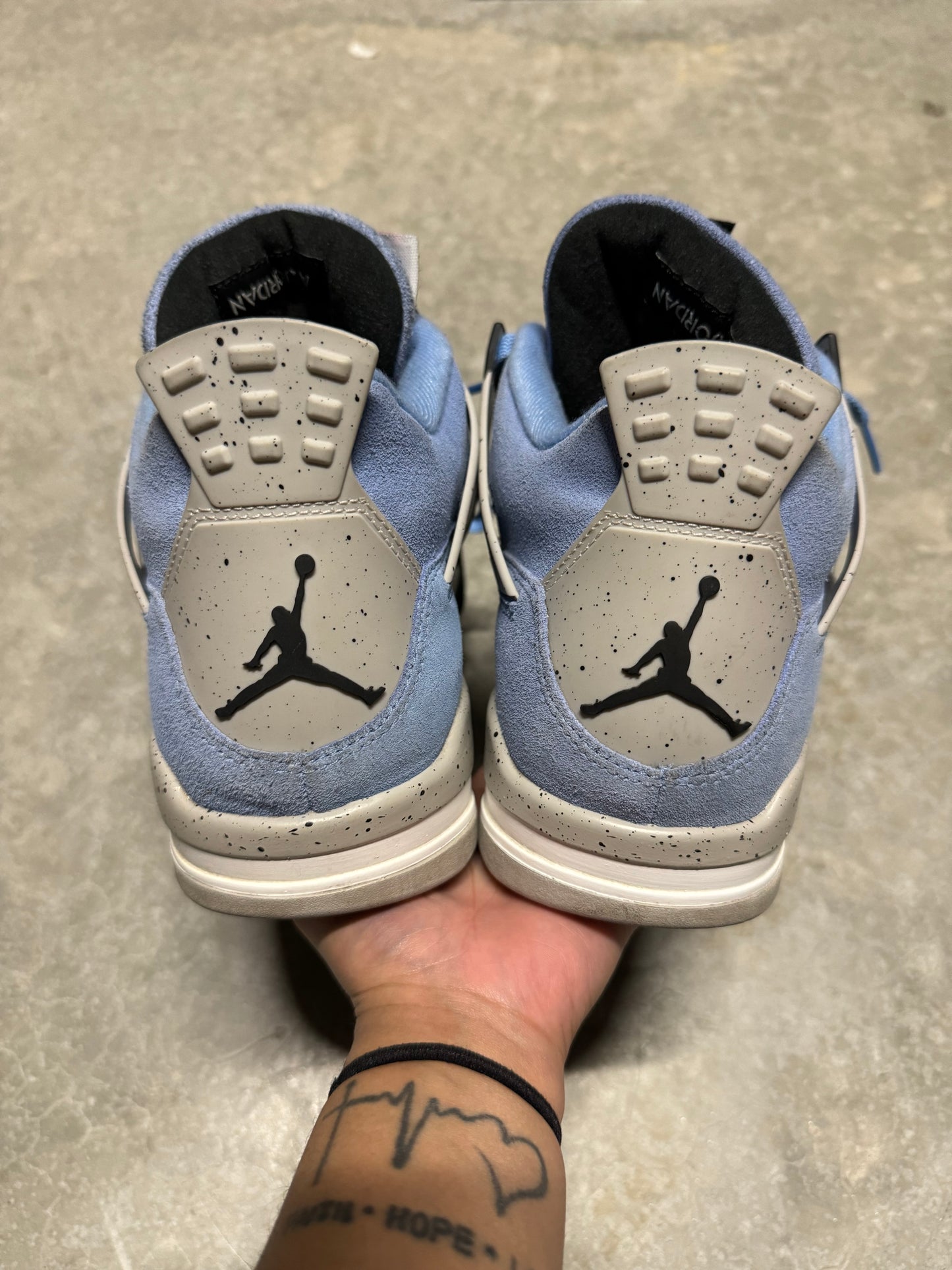 JORDAN 4 “ University Blue “