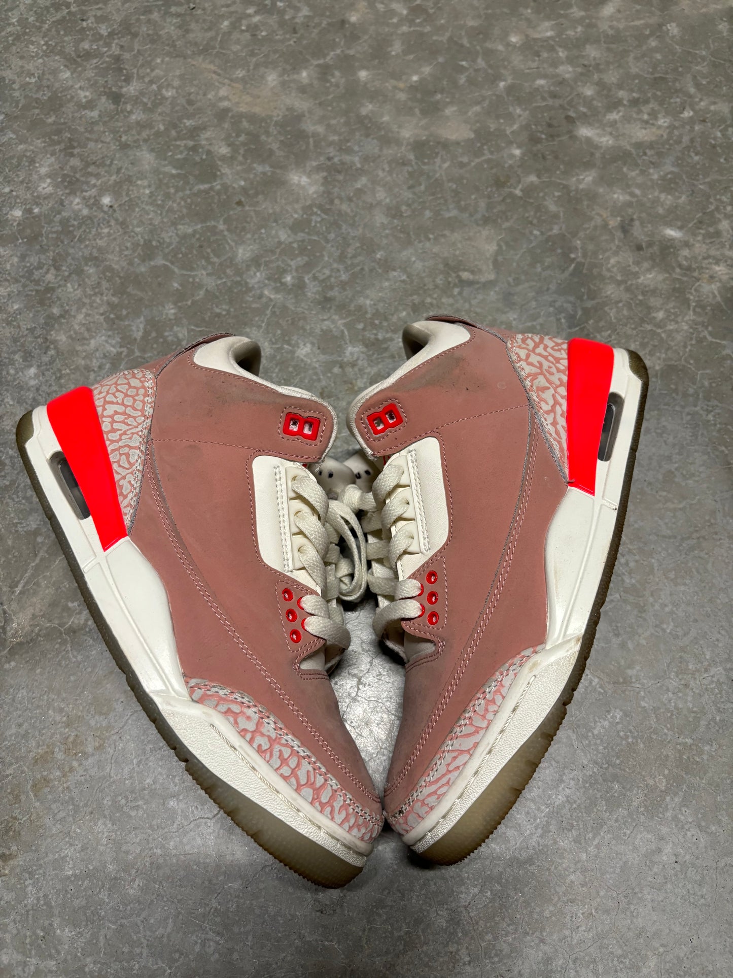 JORDAN 3 “ rust pink “