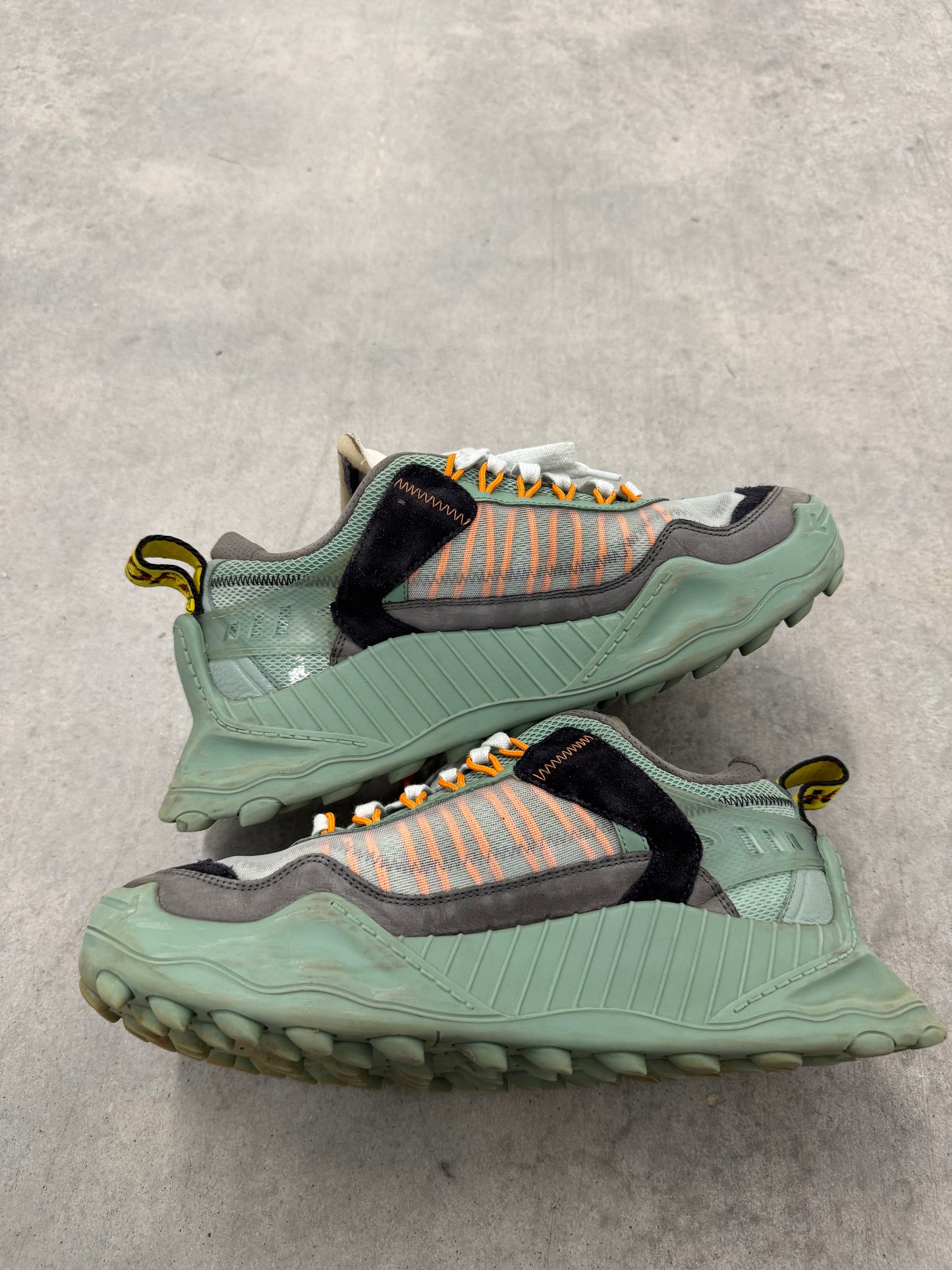 OFF-WHITE ODSY-1000 “ Mint “