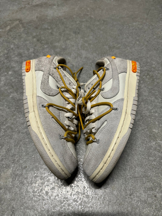 OFF WHITE DUNK “ lot 34 of 50 “