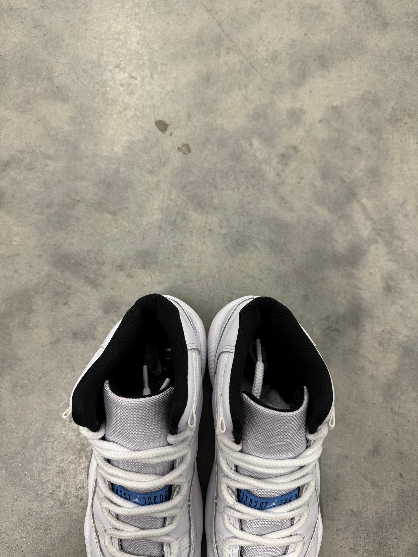 JORDAN 11 “ Legend Blue “