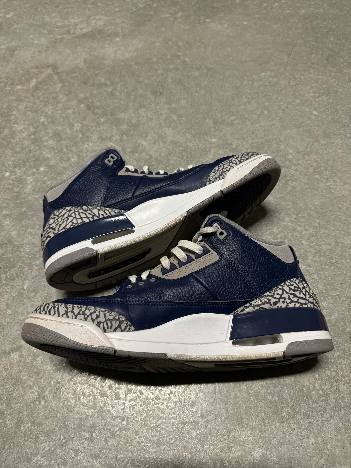 JORDAN 3 “ Georgetown “