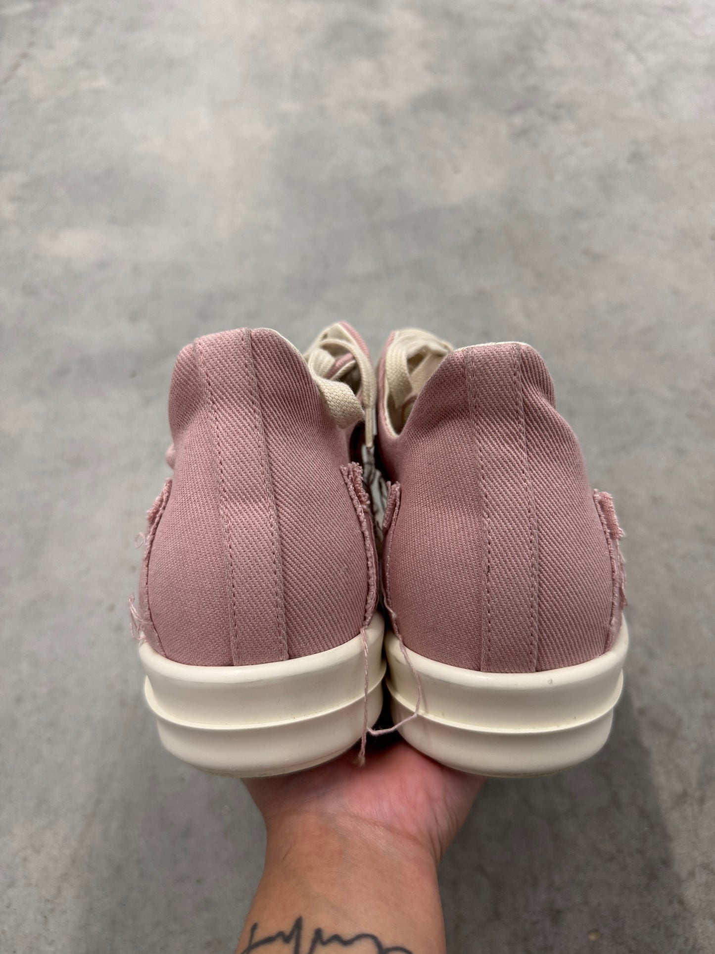 RICK OWENS WMNS DRKSHDW SLASHED LOW “ Faded Pink “