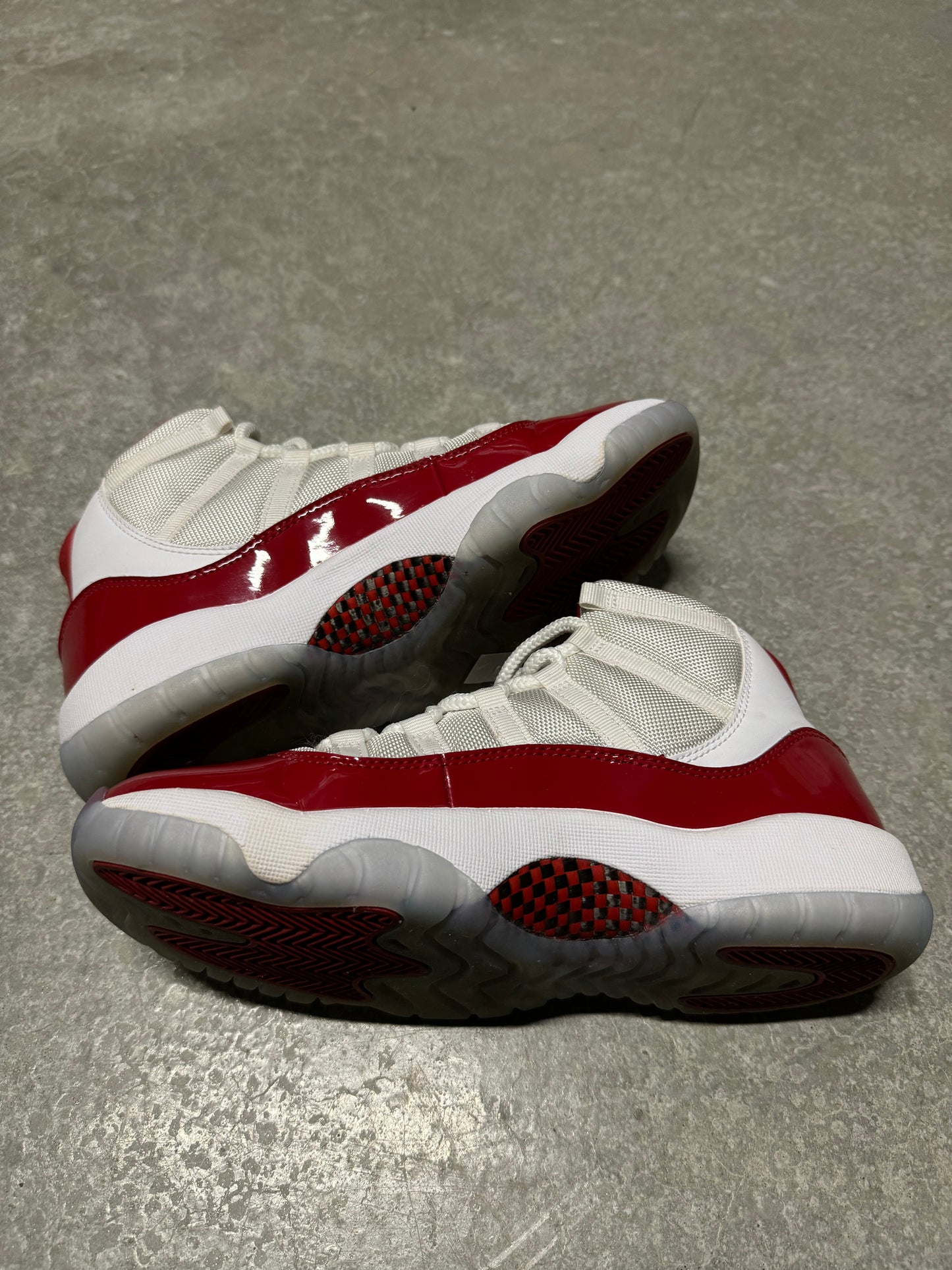 JORDAN 11 “ cherry “