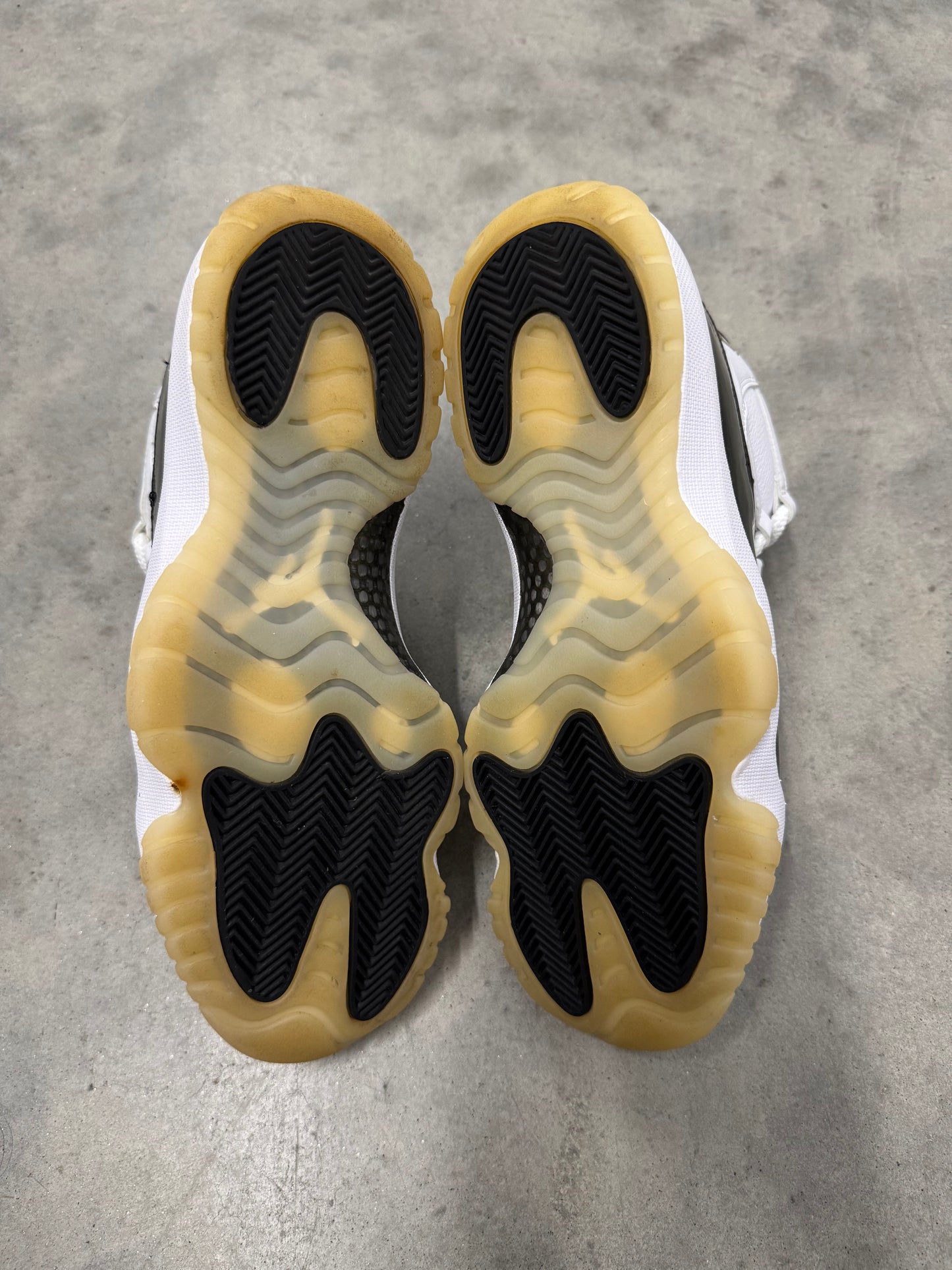 JORDAN 11 “ Defining Moments “