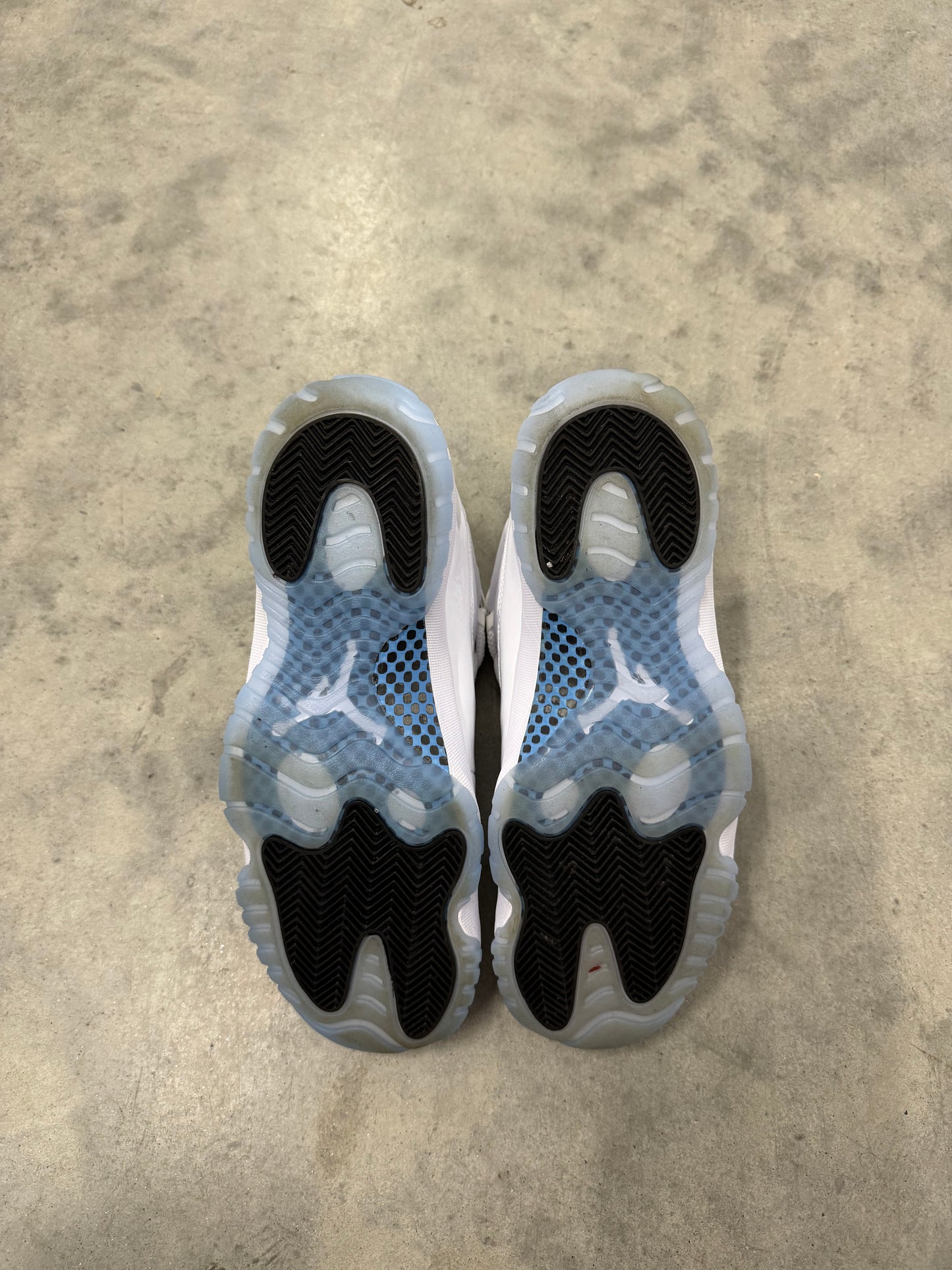 JORDAN 11 “ Legend Blue “