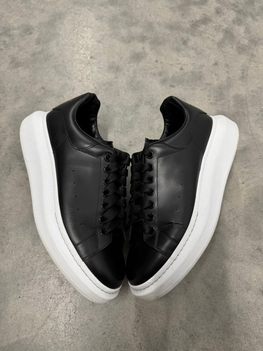 ALEXANDER MCQUEEN OVERSIZED SNEAKERS “ Black “