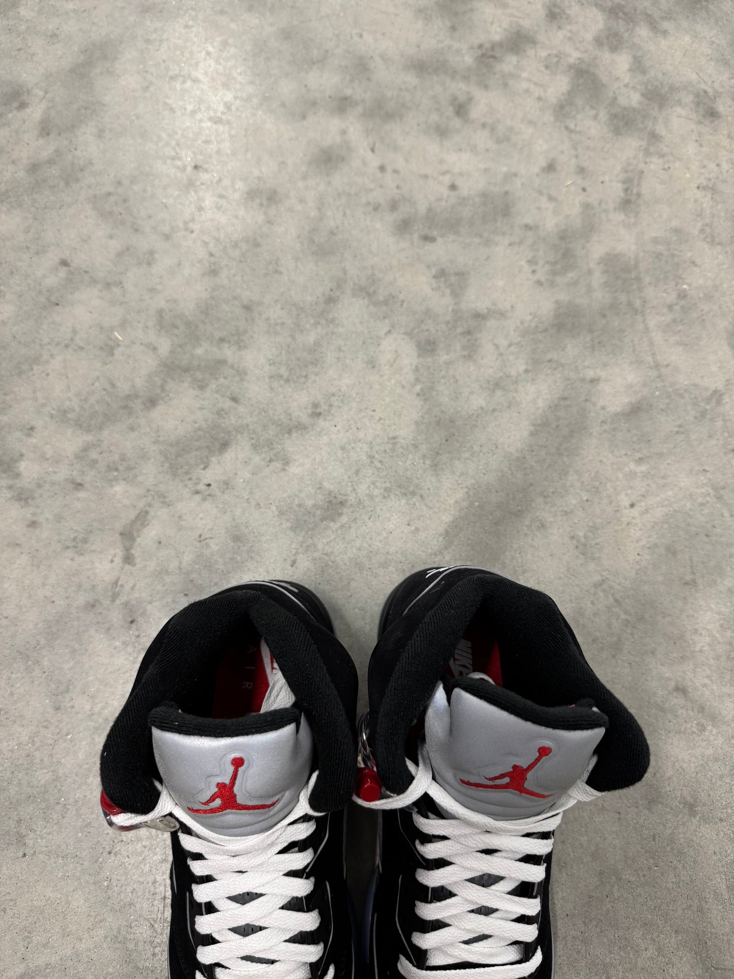 JORDAN 5 “ Black Metallic Reimagined “