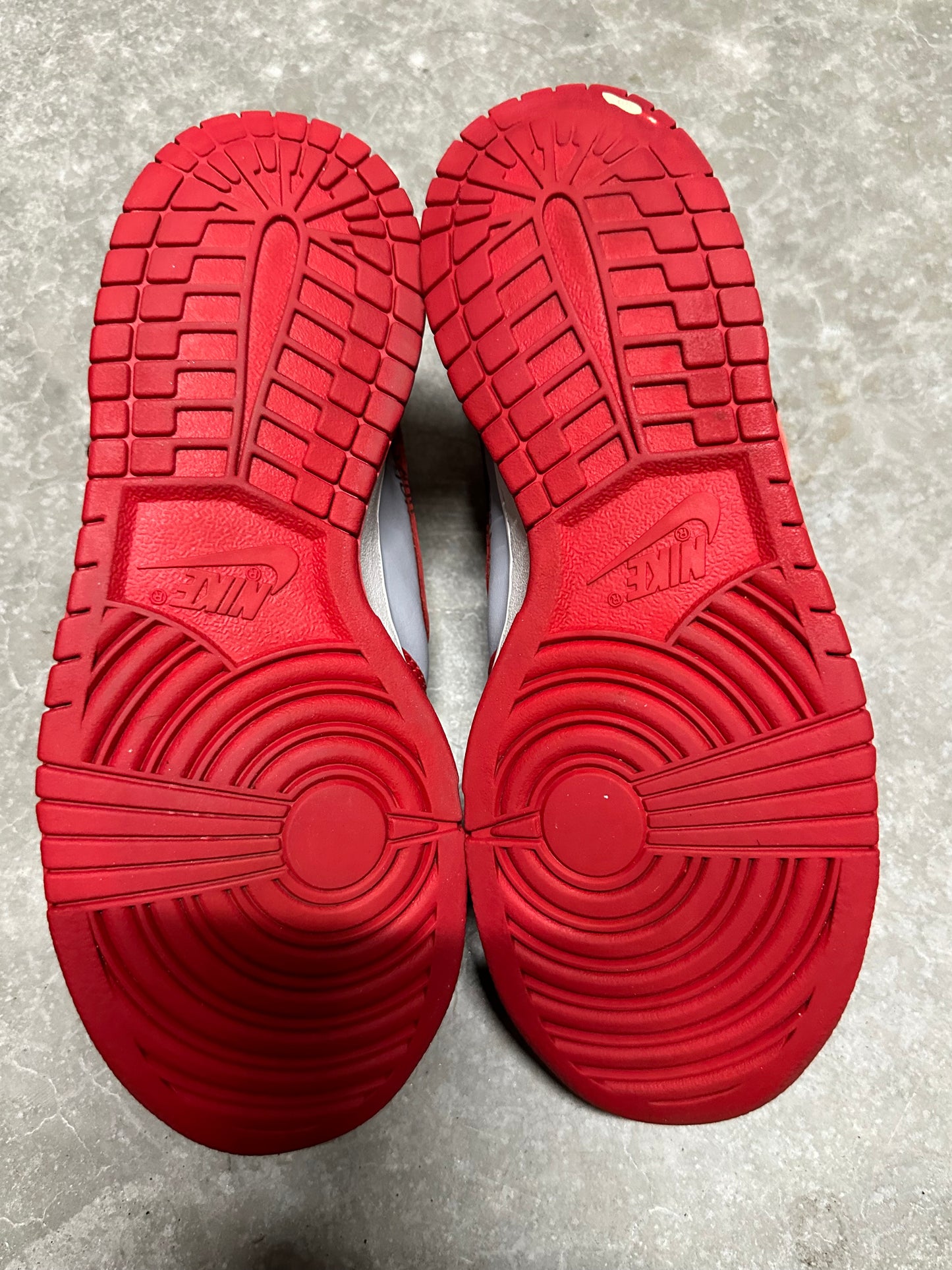 OFF WHITE DUNK LOW “ university red “