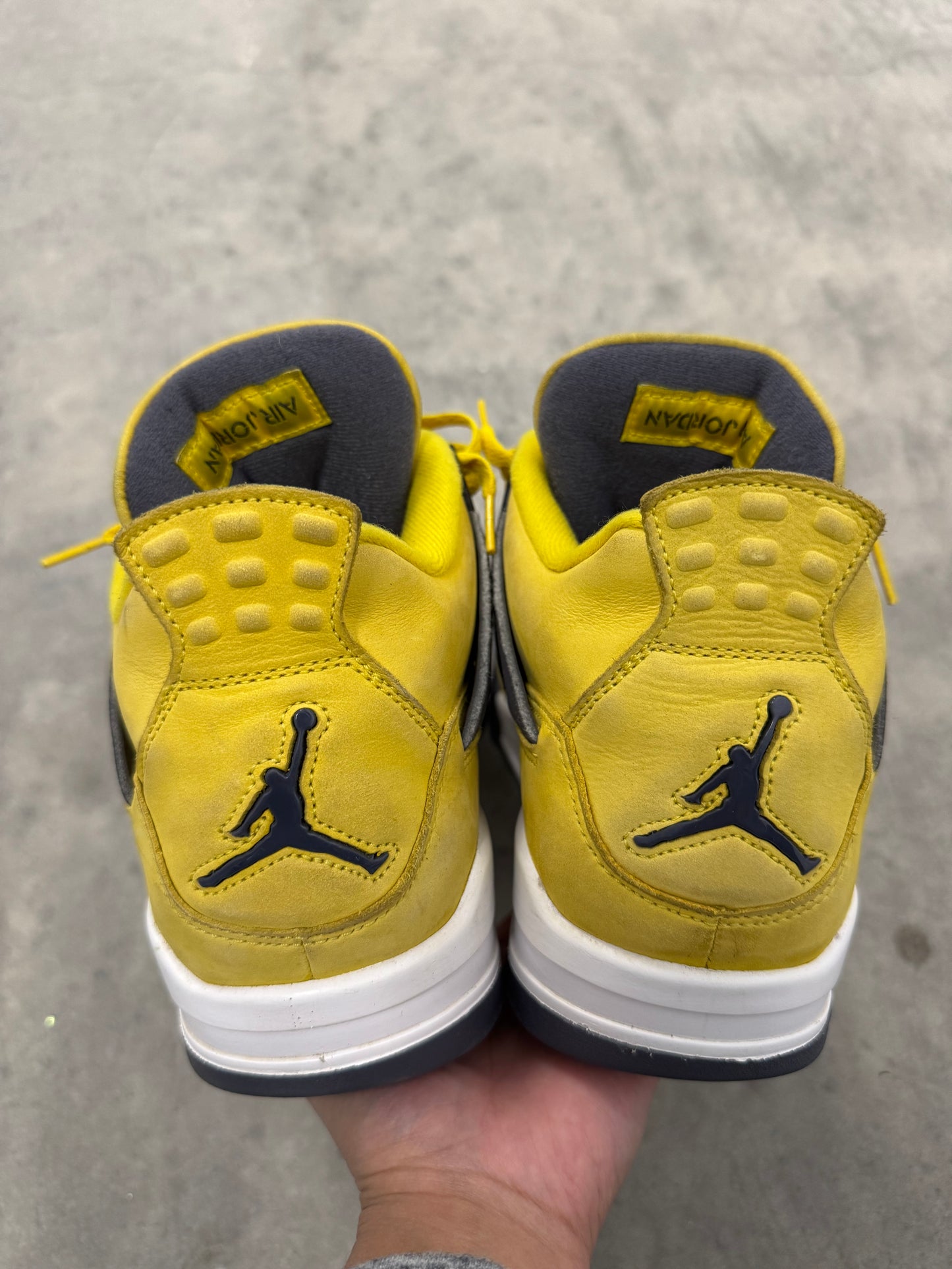 JORDAN 4 “ Lighting “