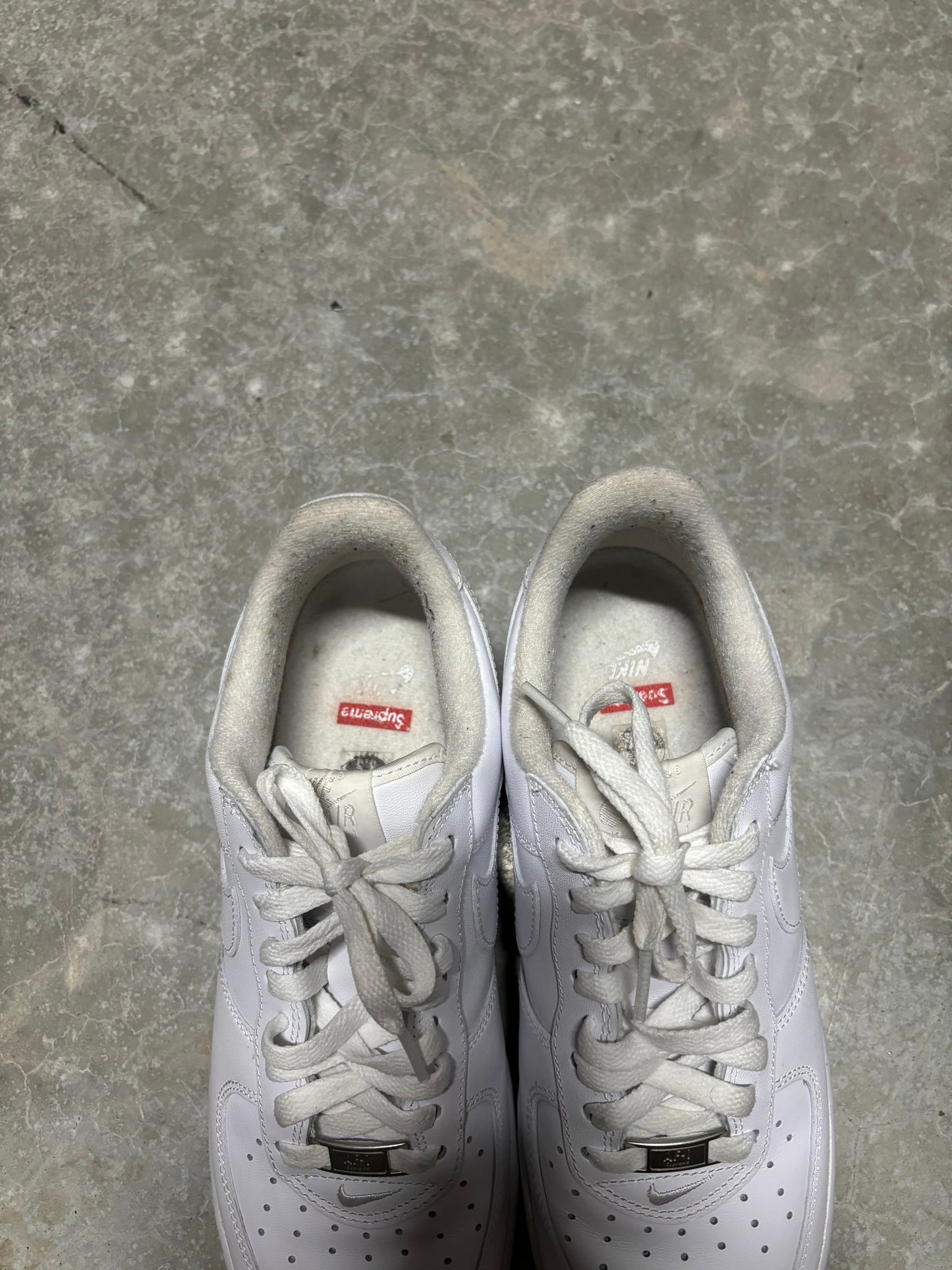 AIR FORCE SUPREME “ box-logo white “