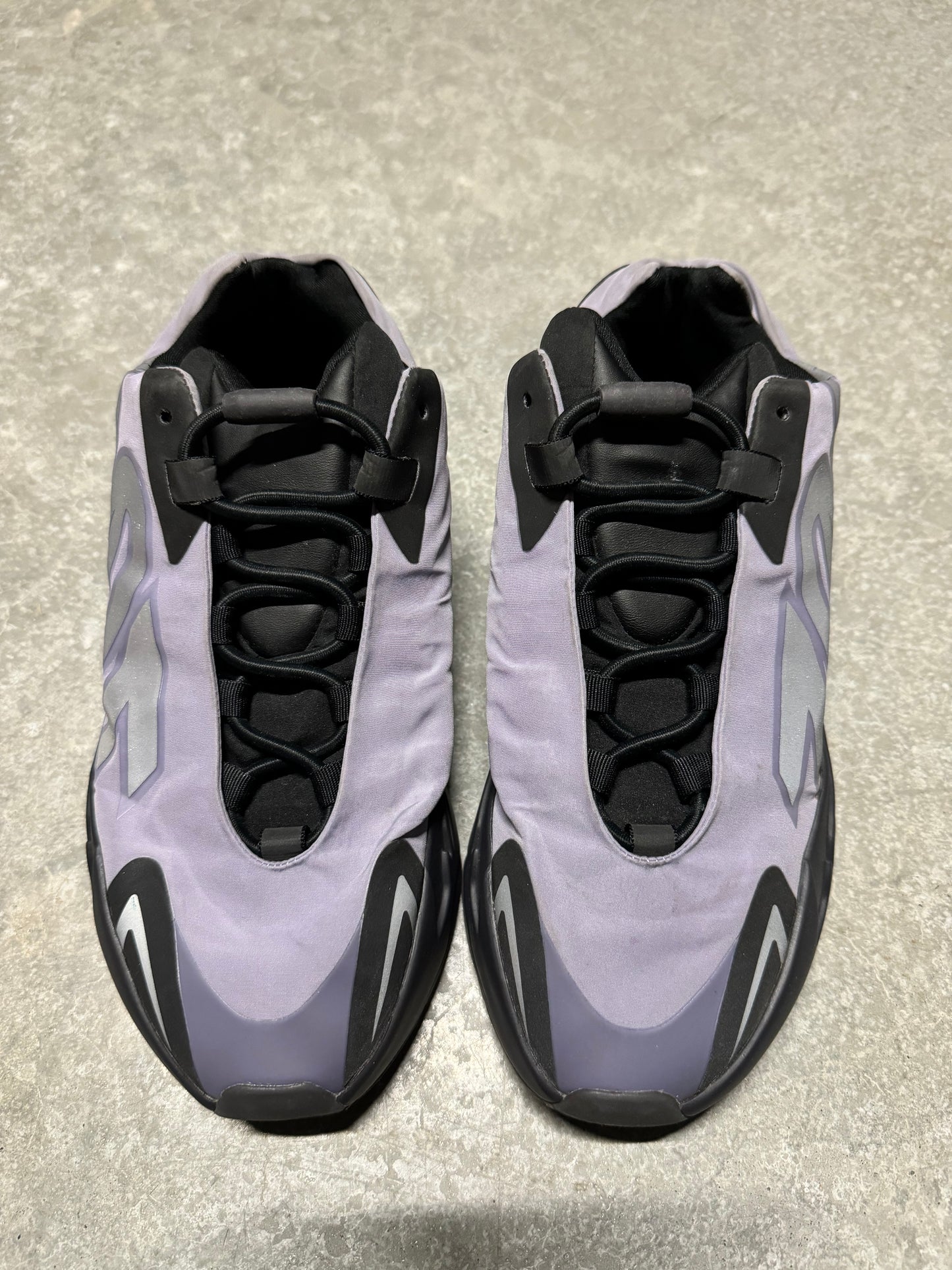 YEEZY 700 “ Geode “