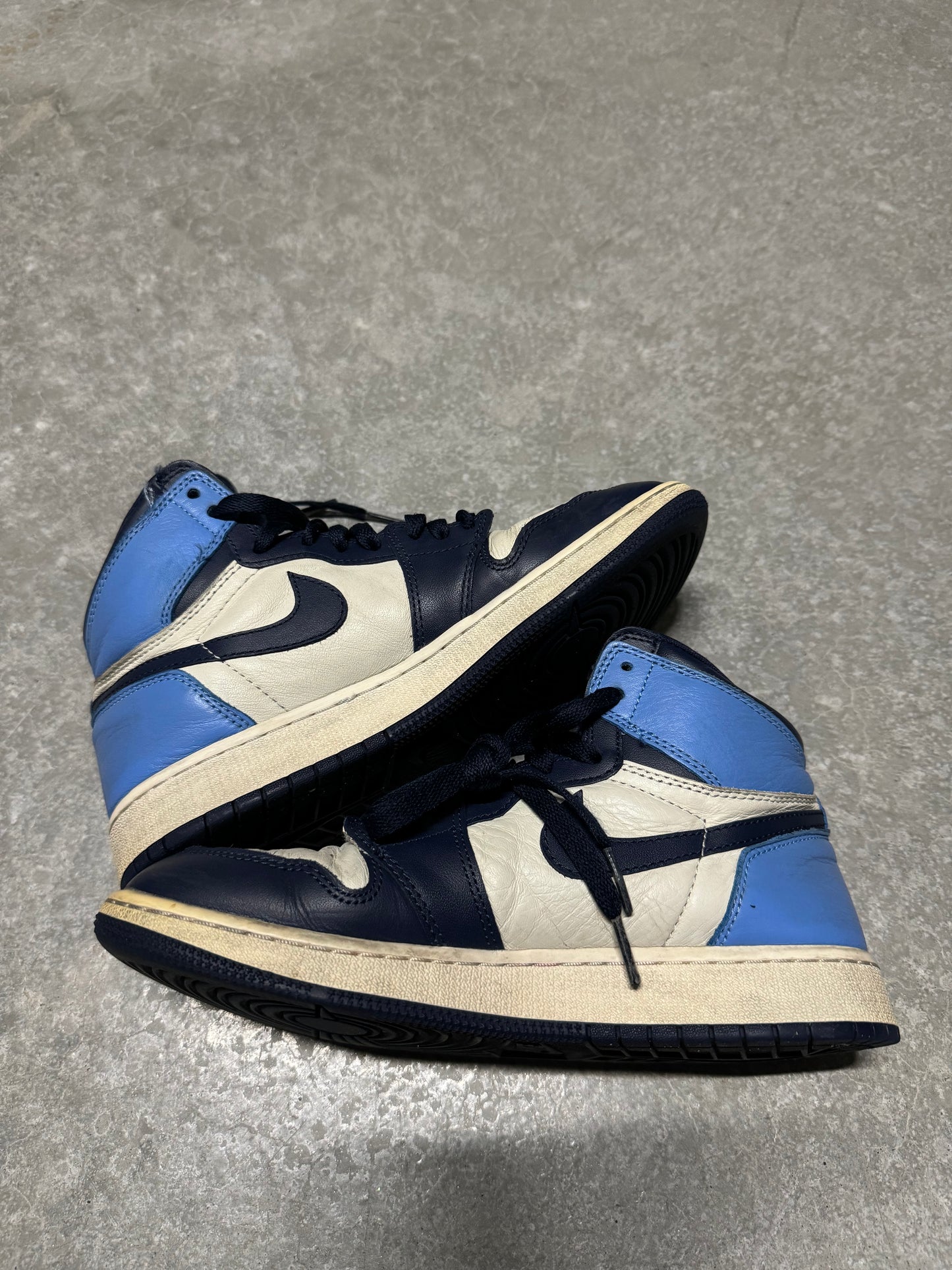 JORDAN 1 “ obsidian “