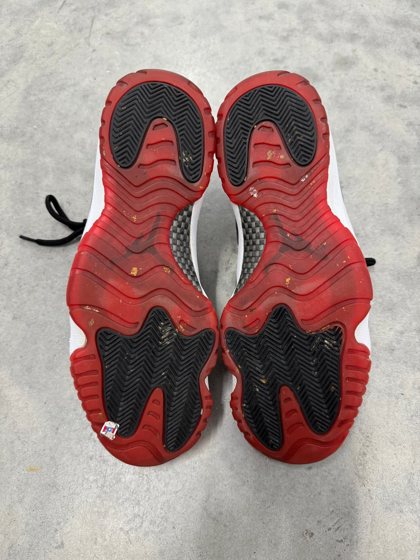 JORDAN 11 “ Bred “