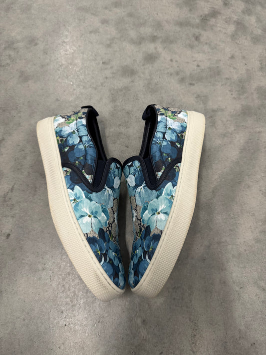 GUCCI GG SUPREME CANVAS SLIP ON “ Blue Foral “