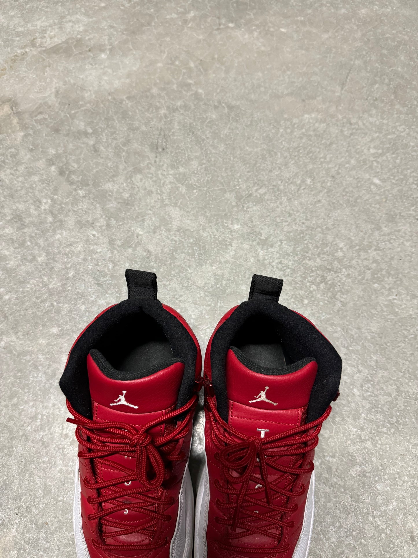 JORDAN 12 “ Gym Red “