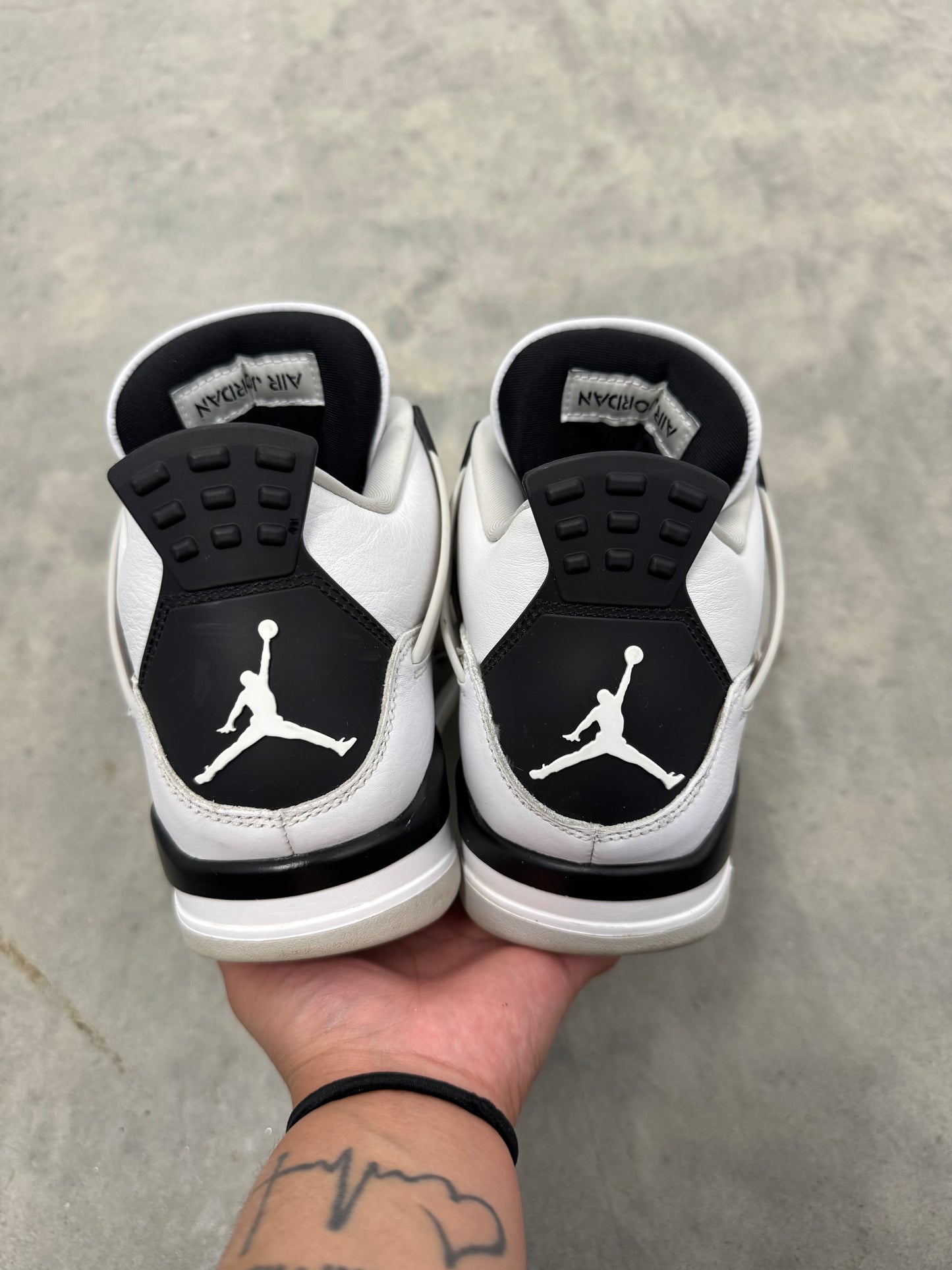 JORDAN 4 “ Military Black “
