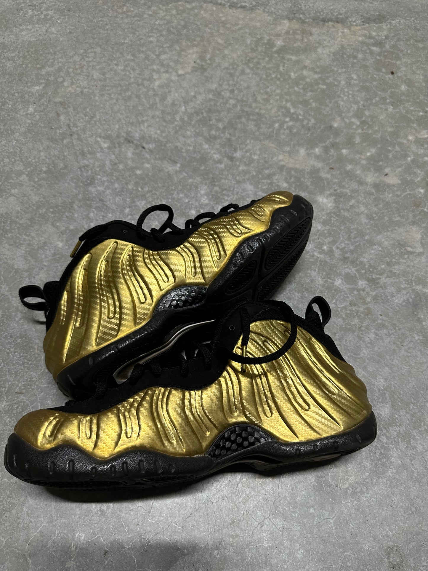 AIR FOAMPOSITE “ metallic gold “