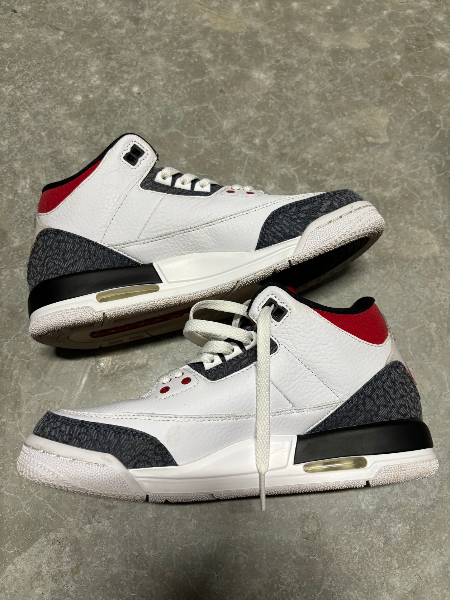 JORDAN 3 DENIM “ fire red “