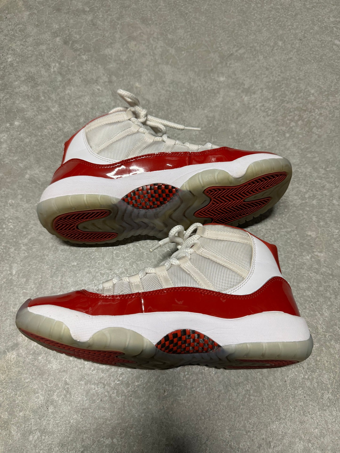 JORDAN 11 “ cherry “