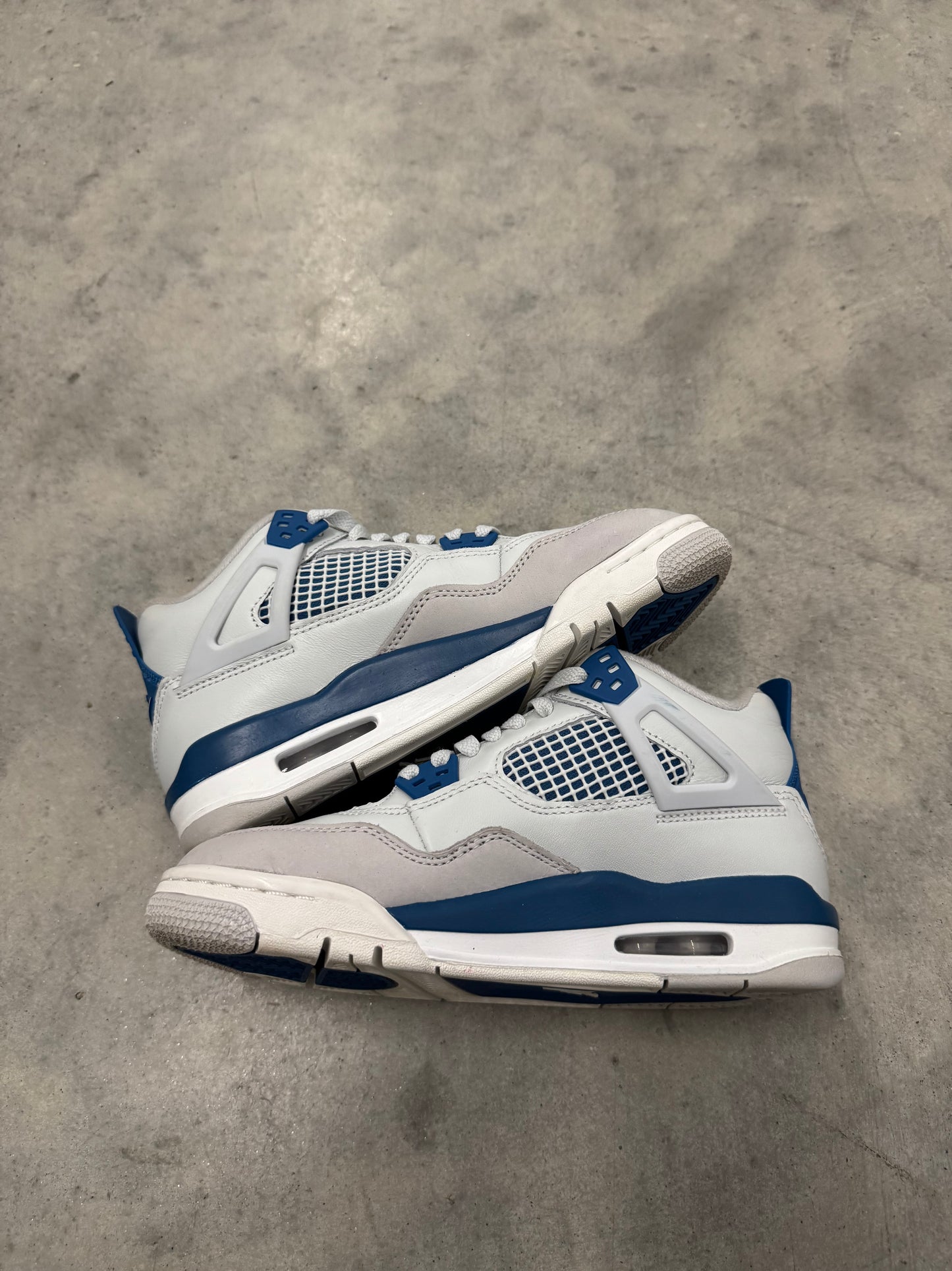 JORDAN 4 “ Military Blue “