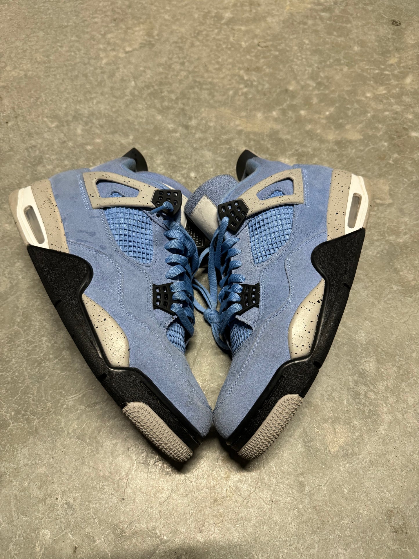 JORDAN 4 “ University Blue “