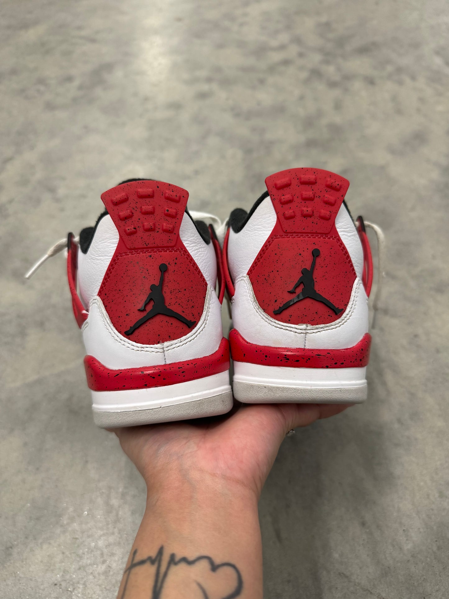 JORDAN 4 “ Red Cement “