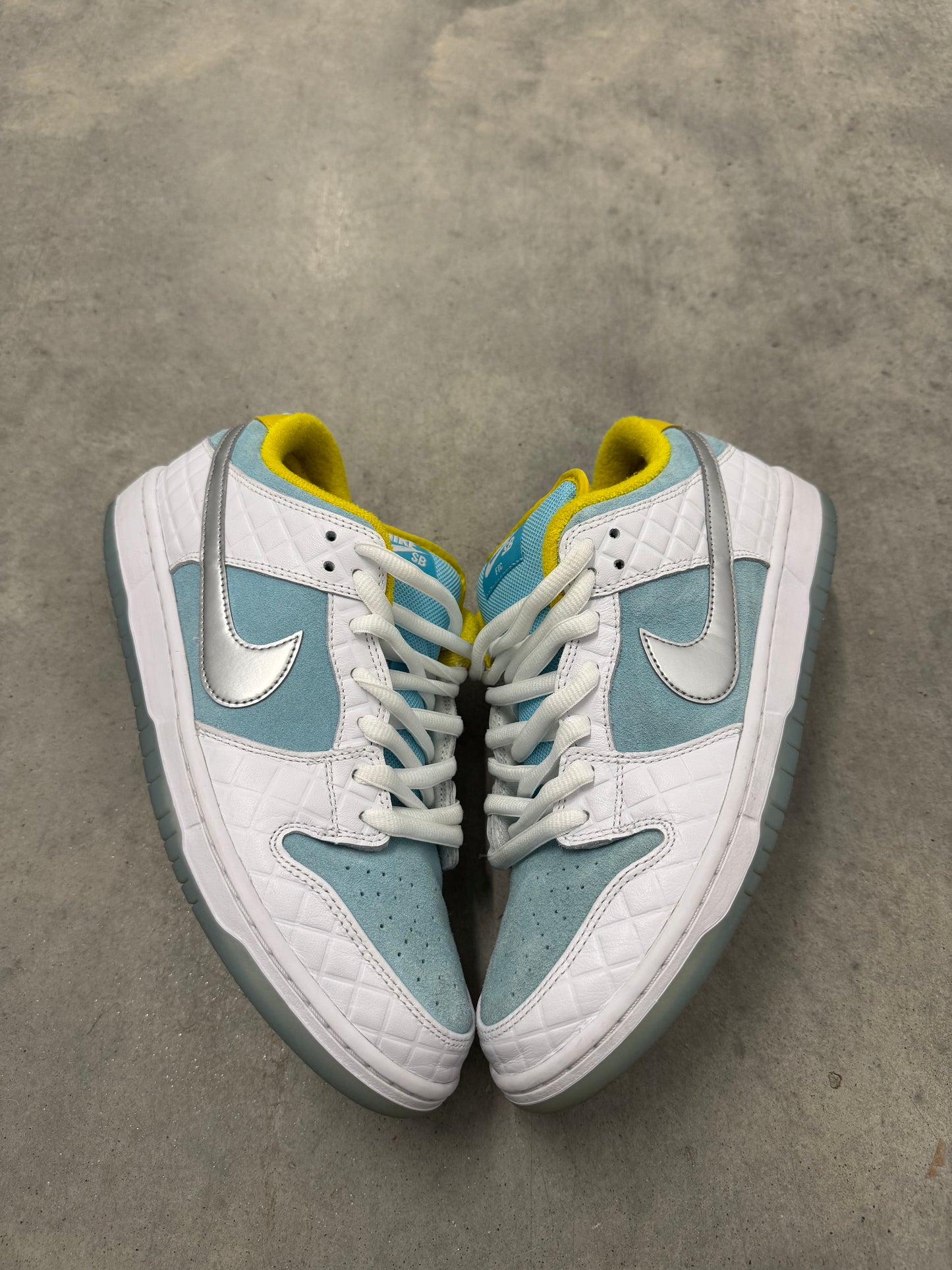 FTC NIKE DUNK LOW SB “ Lagoon Pulse “