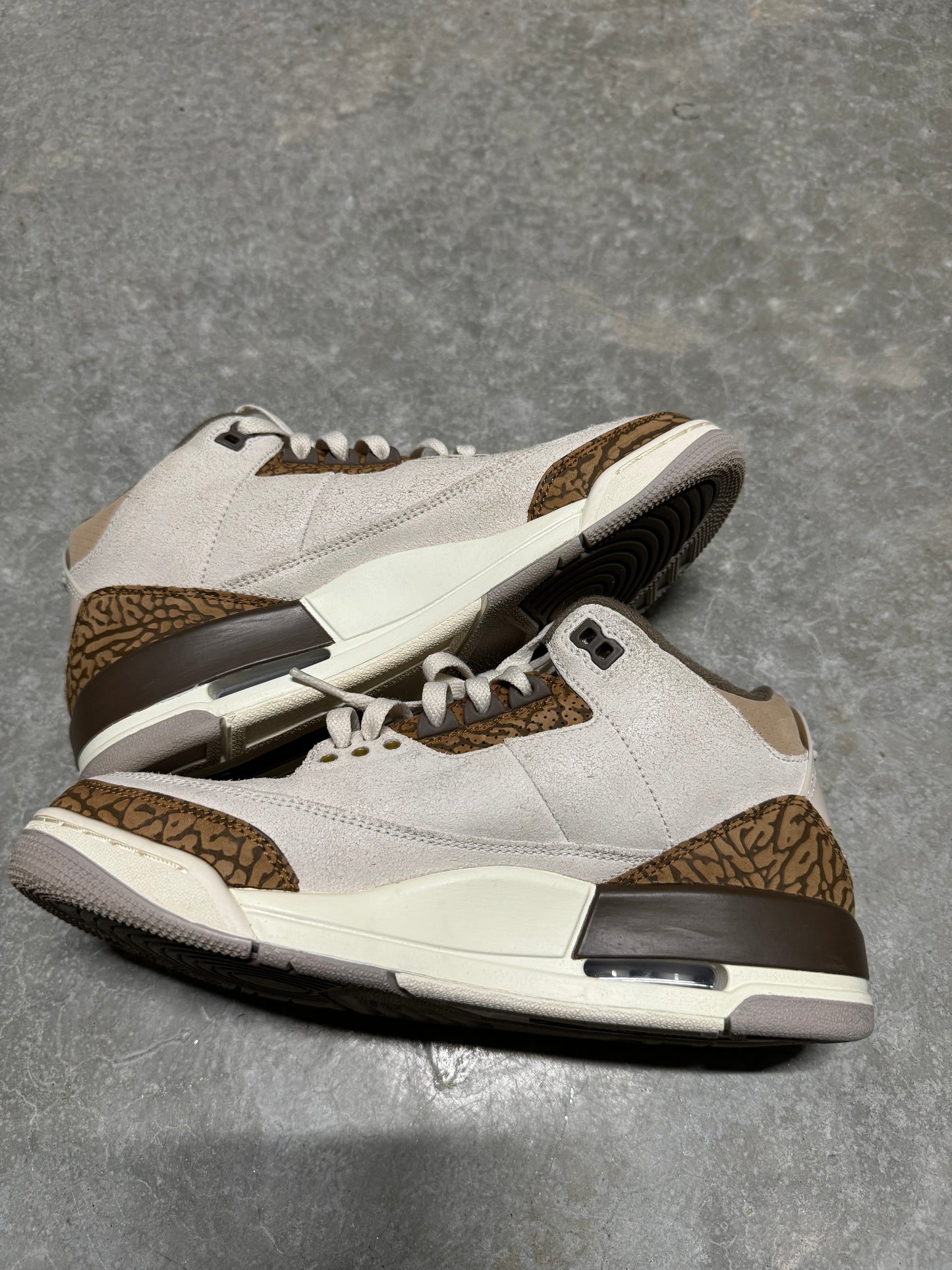 JORDAN 3 “ Palomino “