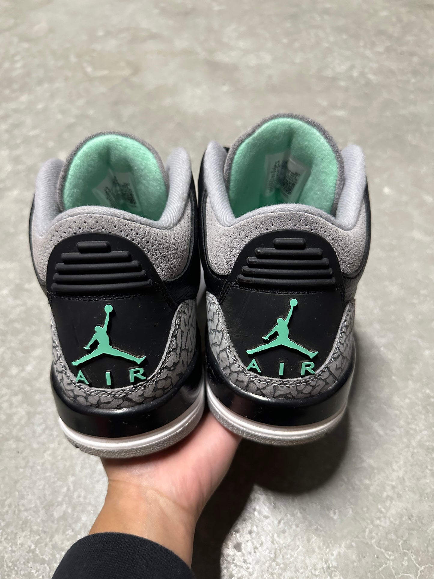 JORDAN 3 “ Green glow “