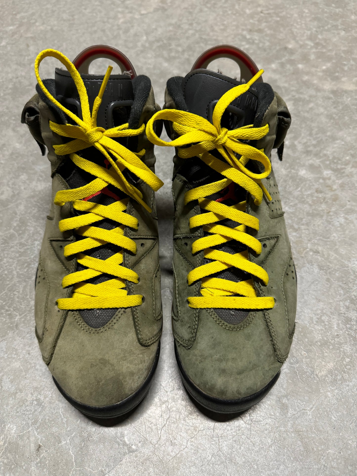 JORDAN 6 TRAVIS SCOTT “ Olive “