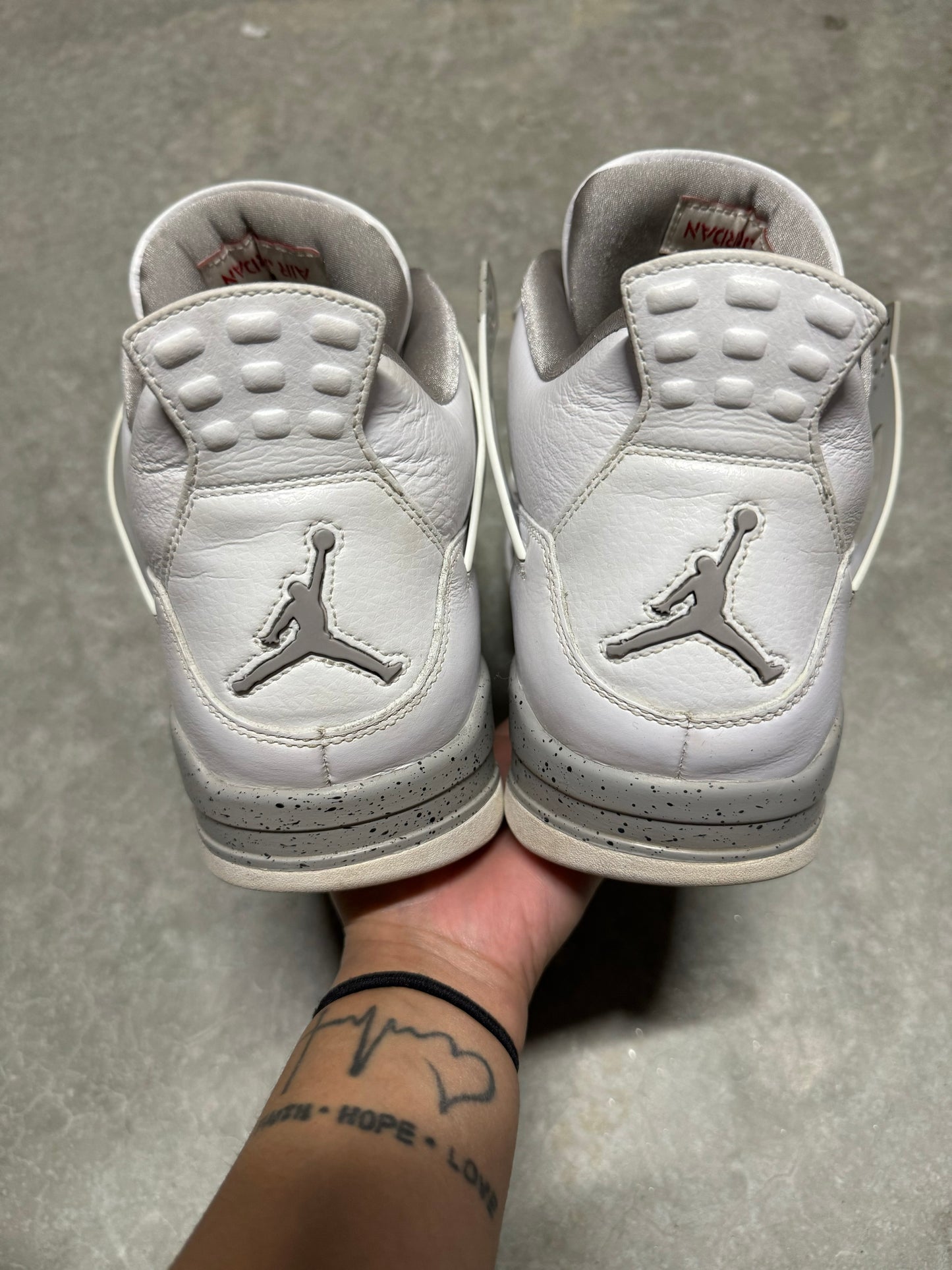 JORDAN 4 “ White Oreo “