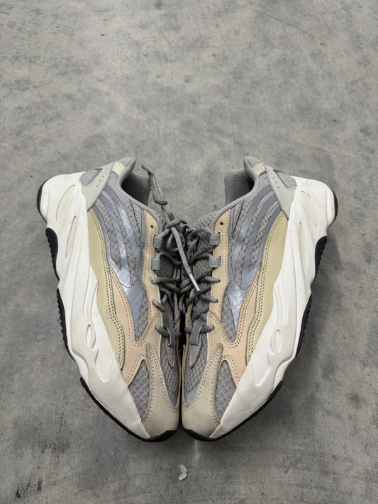 YEEZY 700 V2 “ Cream “