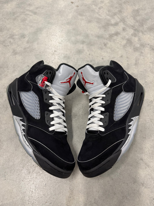 JORDAN 5 “ Black Metallic Reimagined “