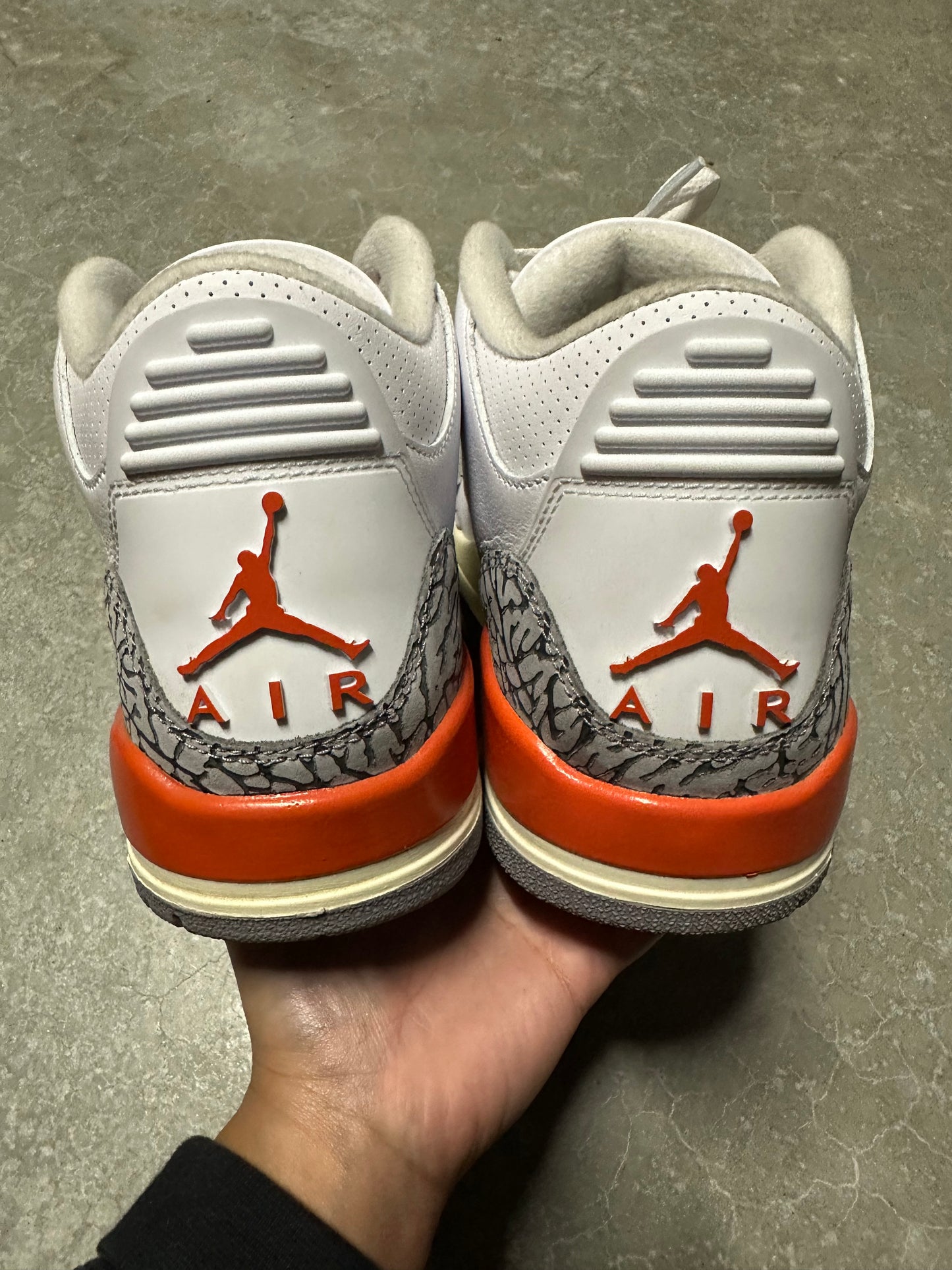 JORDAN 3 “ Georgia peach “