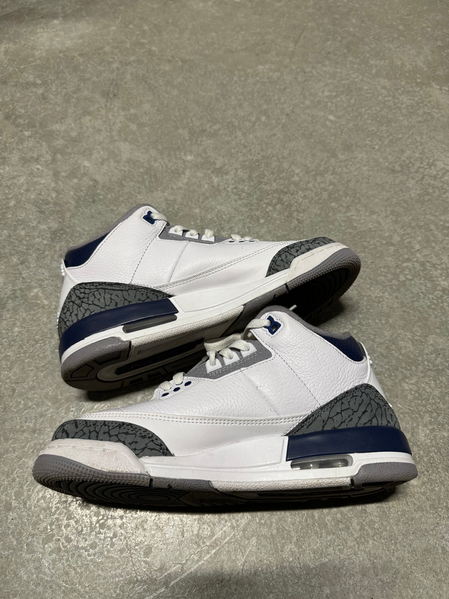 JORDAN 3 “ Midnight Navy “