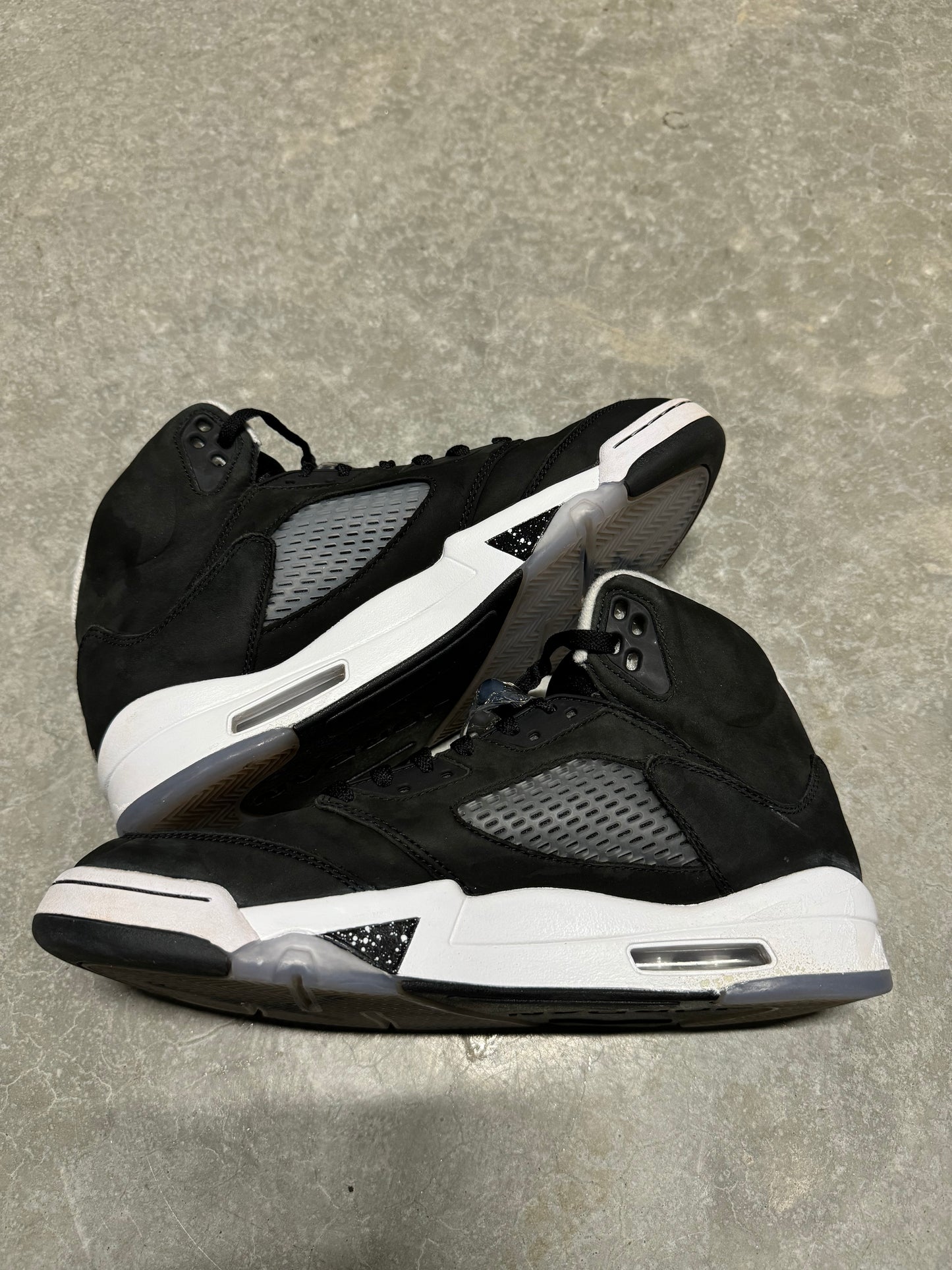 JORDAN 5 “ Oreo “