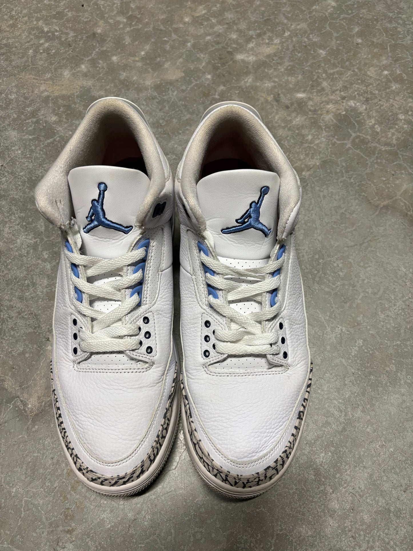 JORDAN 3 “ unc “