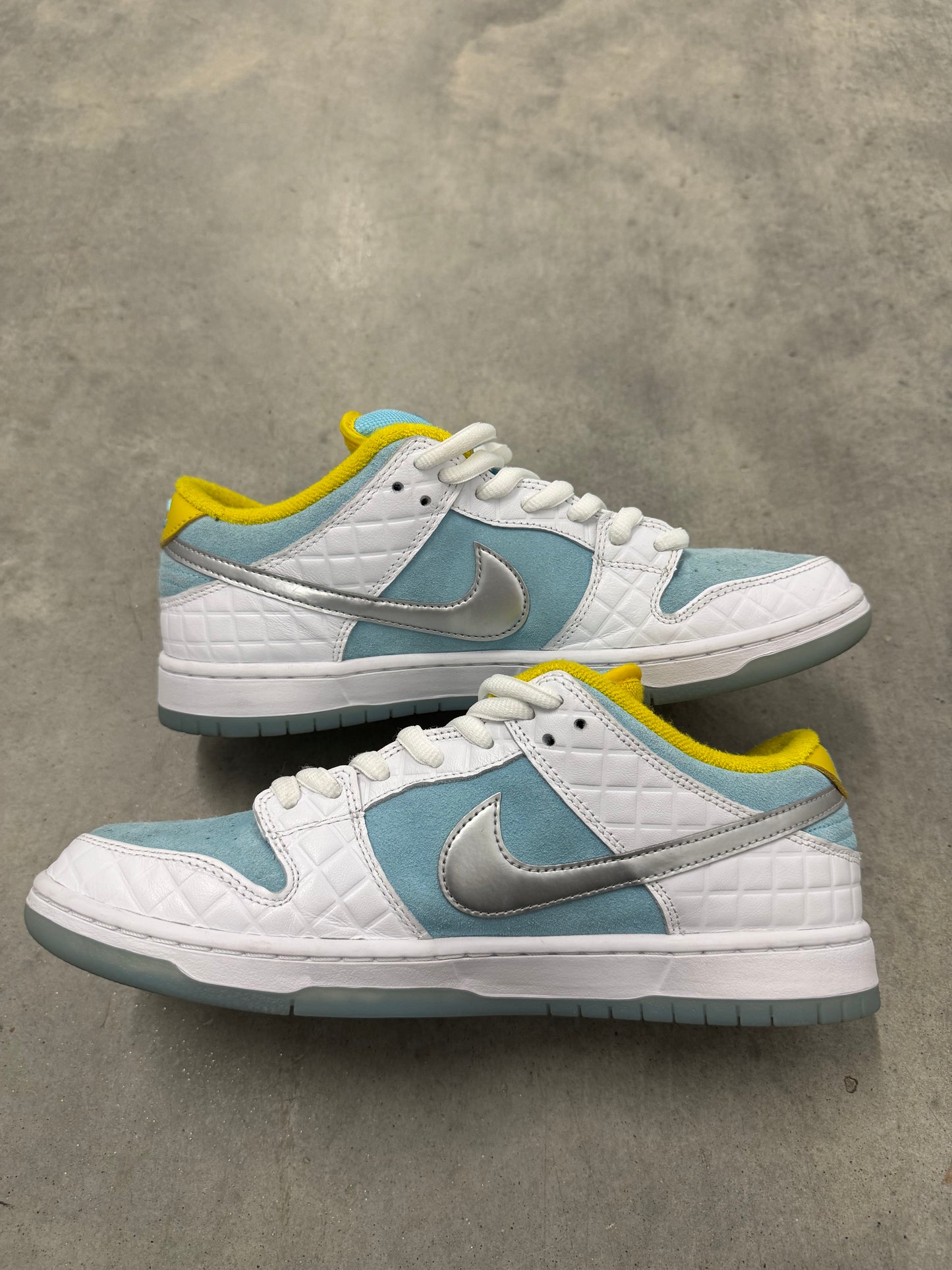 FTC NIKE DUNK LOW SB “ Lagoon Pulse “