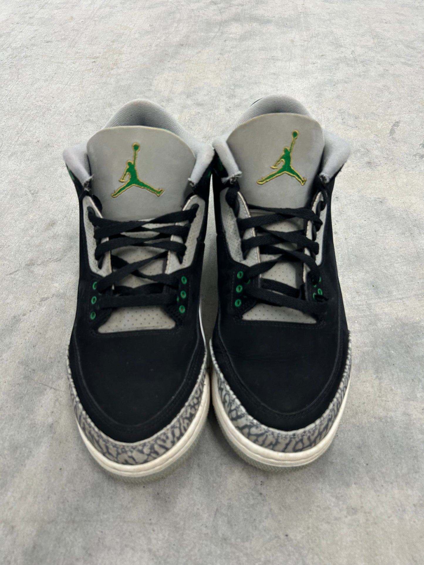 Jordan 3 “pine green”