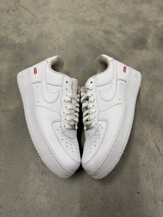 AIR FORCE SUPREME LOW “ Box-Logo White “