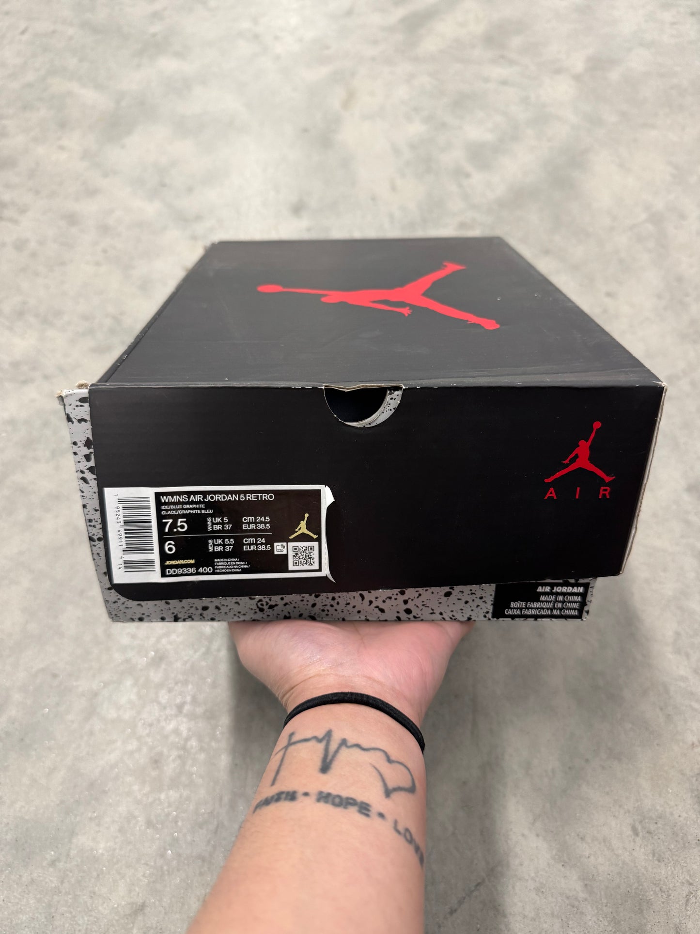 JORDAN 5 “ Bluebird “