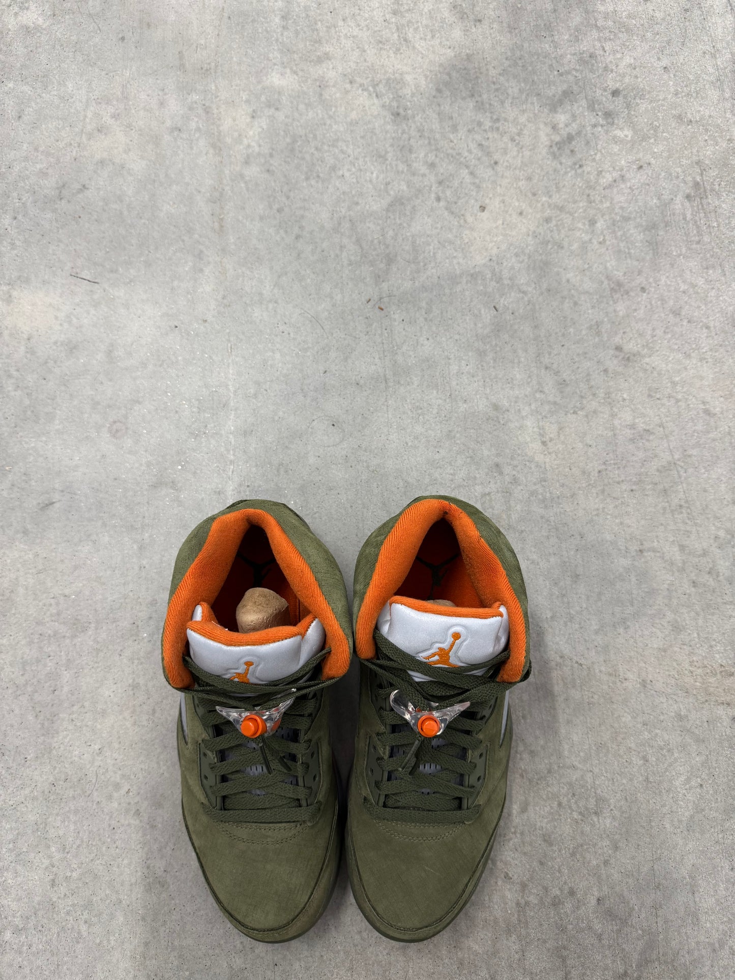 JORDAN 5 “ Olive “