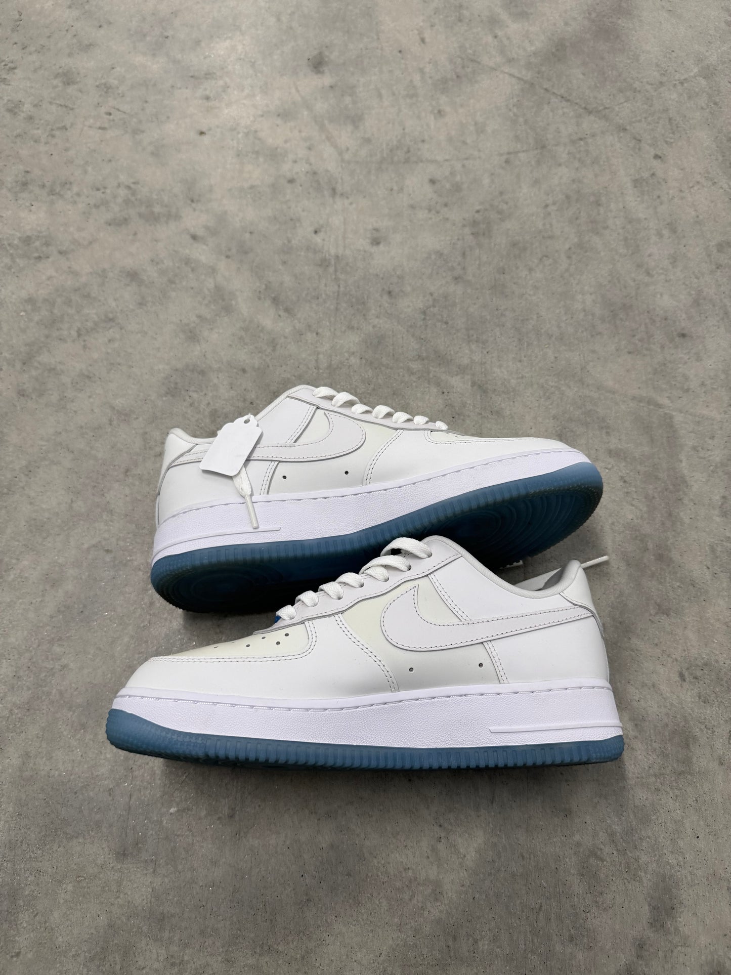 WMNS AIR FORCE 1 ‘07 LX “ UV Reactive “